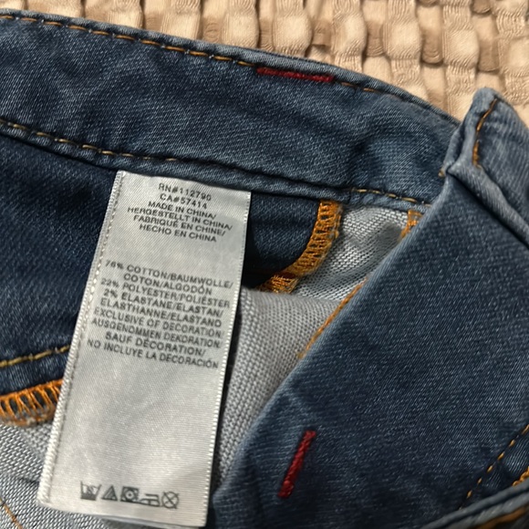 Gently used skinny jeans - Picture 5 of 5